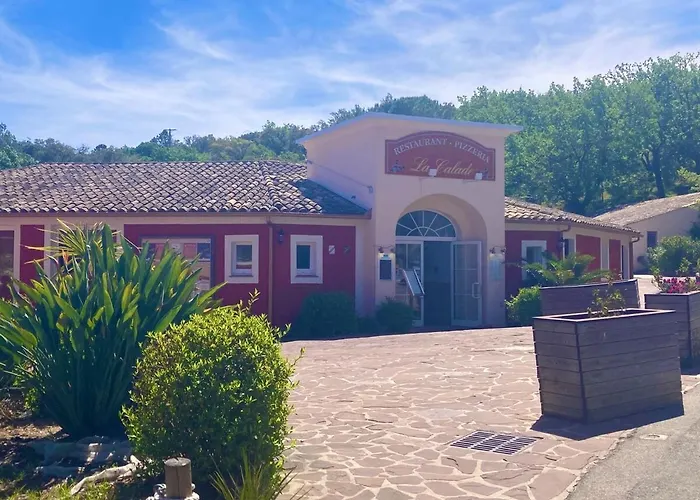 בית נופש Les Restanques Maison 3 Pins גרימו