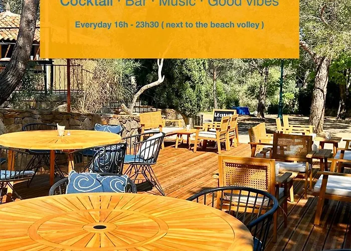 Les Restanques Maison 3 Pins בית נופש *