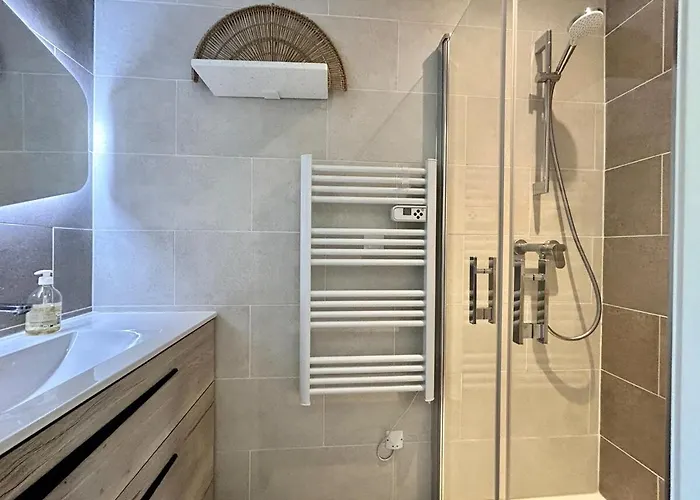 בית נופש Les Restanques Maison 3 Pins גרימו