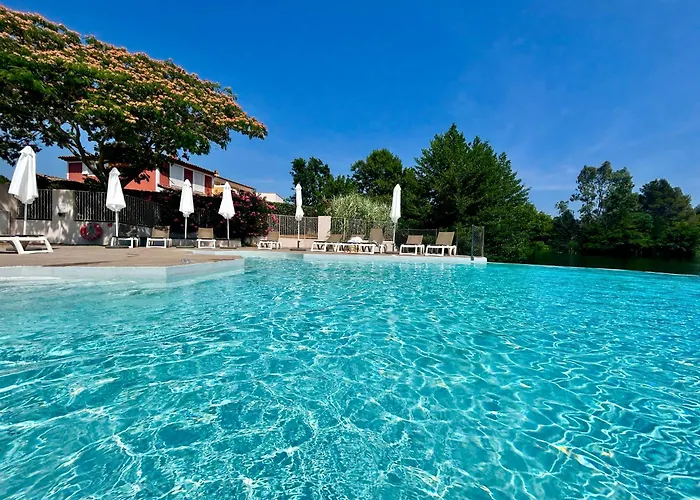 בית נופש Les Restanques Maison 3 Pins